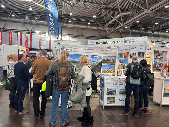 1-DRS-Reisen-auf-der-Touristik-und-Caravaning-TC-Leipzig-2025