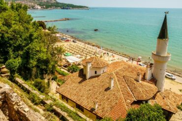 Bulgarien-Rundreise-2026-Bukarest-1-370x247