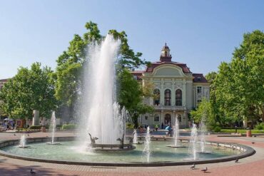 Bulgarien-Rundreise-2026-Bukarest-7-370x247