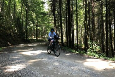 Fahrrad-durch-die-Bucovina-21-370x247