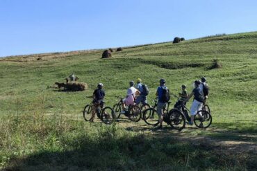Fahrrad-durch-die-Bucovina-6-1-370x247