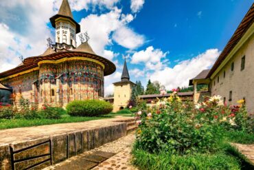 Moldaukloester-3-370x247