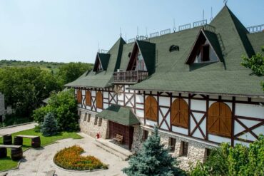 Weinland-Moldawien-2-370x247